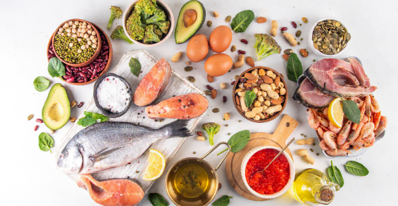 Niedobór omega-3 i omega-6 – objawy, przyczyny i jak mu zapobiegać